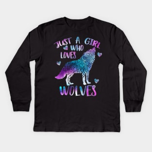 Just a girl who loves wolves Kids Long Sleeve T-Shirt